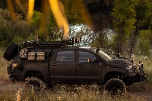 Toyota Tundra CrewMax 4x4 Zombie Apocalypse 2013 года 